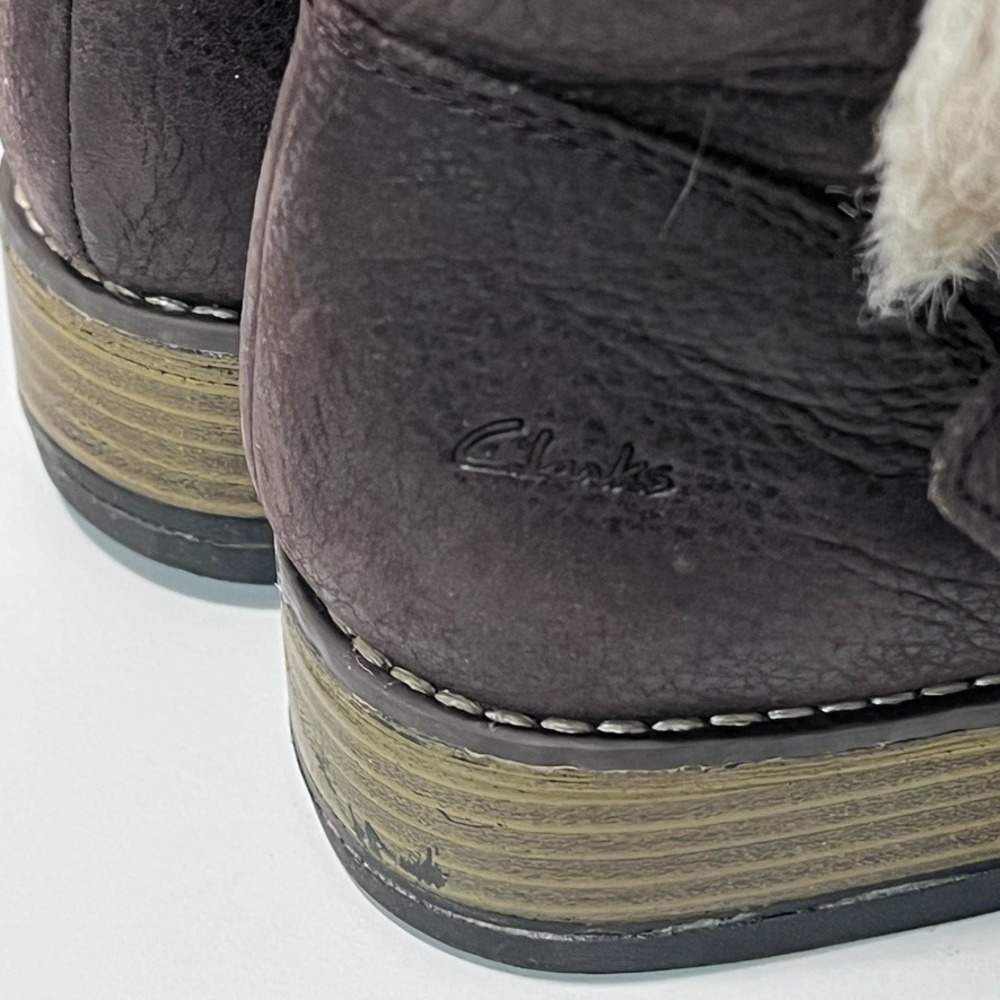 Clarks US 2M EU 33.5 Brown Leather Boots Zipper Faux Fur Buckle - Picture 5 of 10